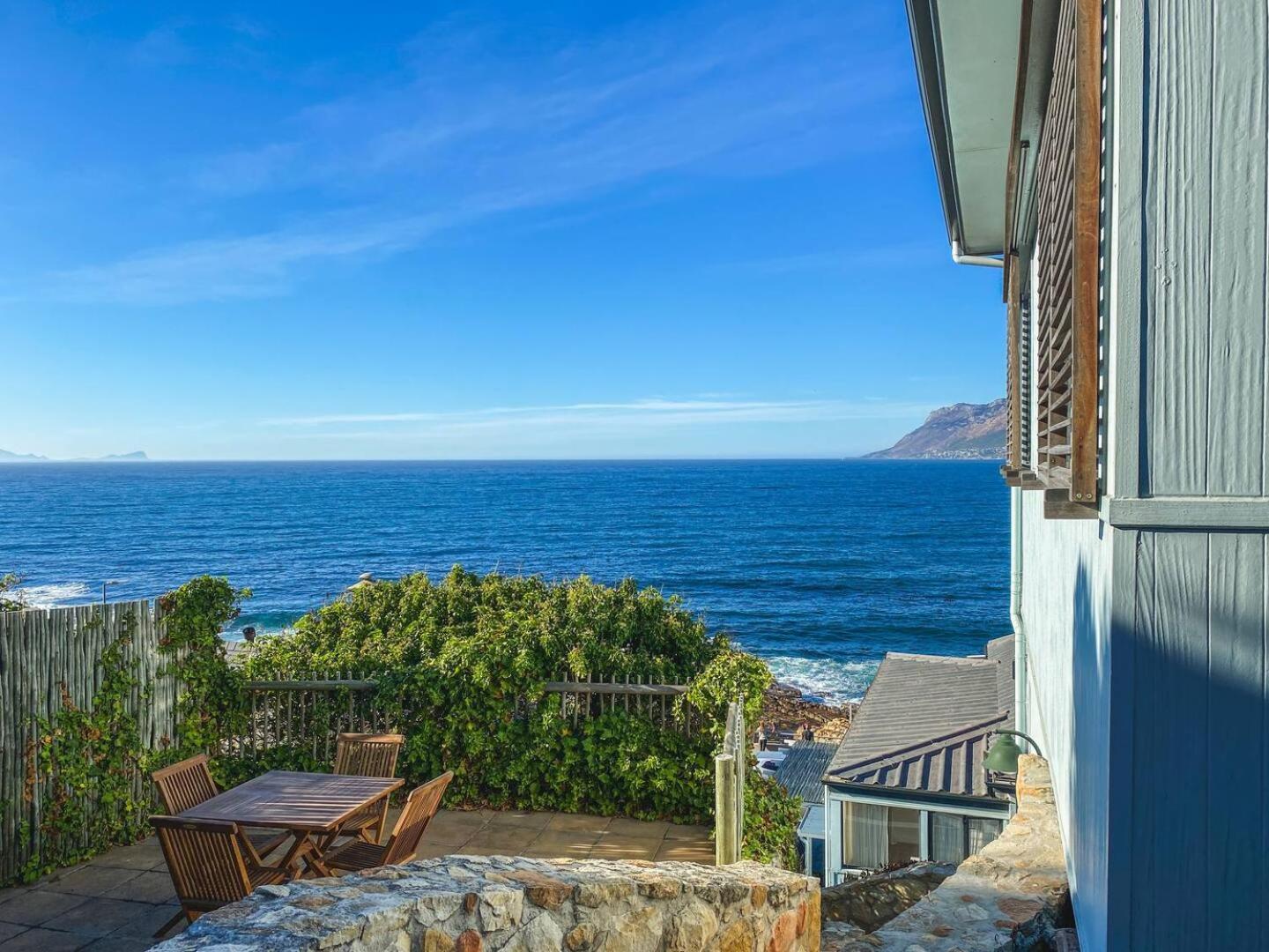 Modern Beach Apartment By Open Home Kalk Bay Dış mekan fotoğraf