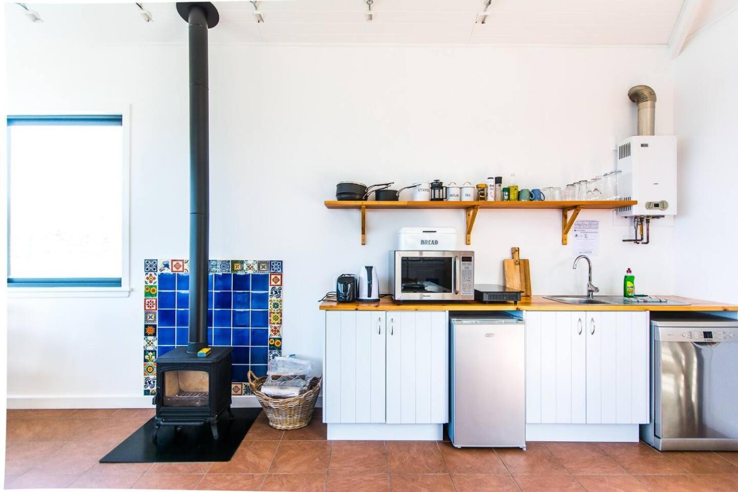 Modern Beach Apartment By Open Home Kalk Bay Dış mekan fotoğraf